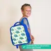 Triceratopsen tussen boompjes Kinderrugzak - Blauw middel -sfeer3_UK