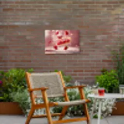 Aardbei - Taart- Eten - Roze Tuinposter op houten frame 2 cm dik klein -sfeer3