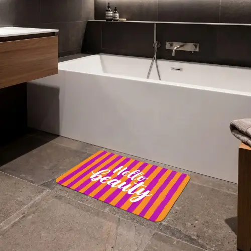 Modern - Hello - Oranje Badmat klein -sfeer3