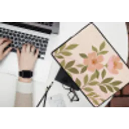 Grafisch - Bloemen - Roze laptophoes neopreen klein -bureau