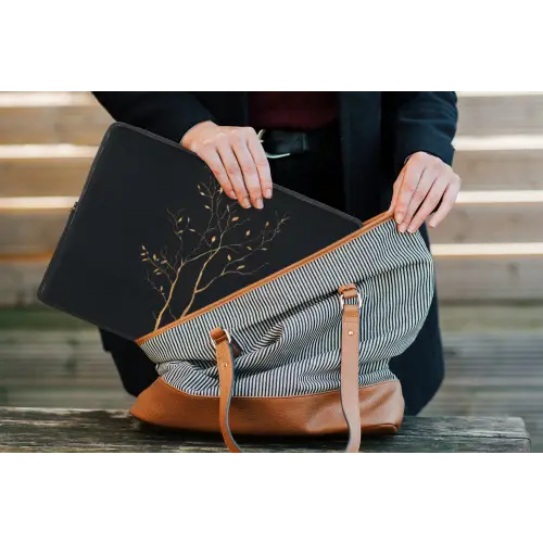 Takken - Blaadjes - Zwart laptophoes neopreen klein -tas