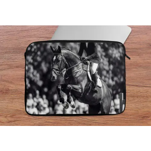 Springen - Paard - Zwart - Wit laptophoes neopreen klein -tafel