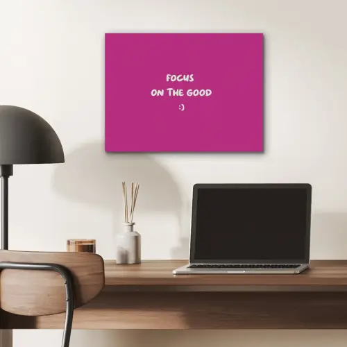 Focus - Smiley - Roze PET vilt klein -sfeer5