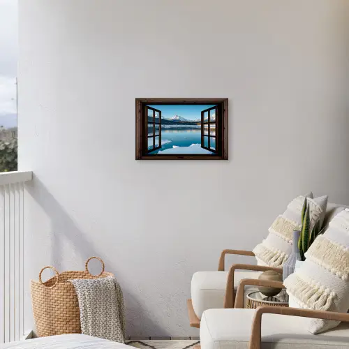 Doorkijk - Winterlandschap - Meer - Bergen - Uitzicht Tuinposter op houten frame 2 cm dik klein -sfeer1