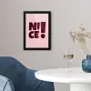 Nice - Uitroepteken - Roze fotolijst zwart zonder passe partout klein -sfeer4