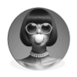 Vrouw - Zwart Wit - Ketting - Zonnebril Wandcirkel aluminium klein -3d