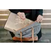 Bloesems - Wit - Boot - Minimalistisch laptophoes neopreen klein -tas