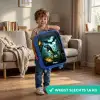 Dinosaurus en draak in vurige junglevallei Kinderkoffer - Blauw klein -sfeer2_NL