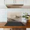 Berglandschap - Mist  - Penseelstreken keuken achterwand spatscherm klein -sfeer2