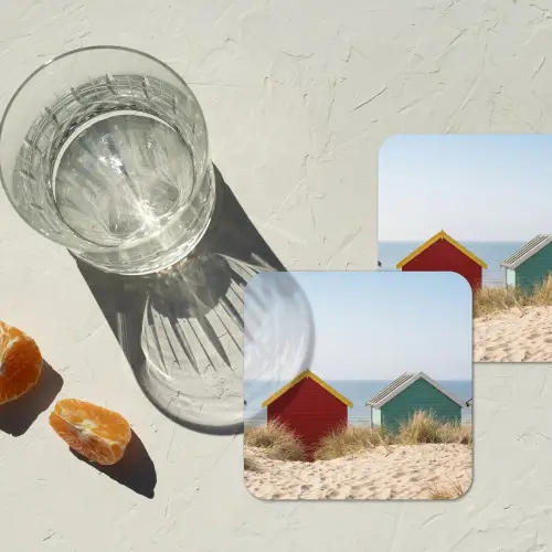 Strand - Huisjes - Kleurrijk - Duinen onderzetter kurk middel -sfeer4