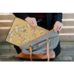 IJsvogels - Bloesem - Geel laptophoes neopreen klein -tas