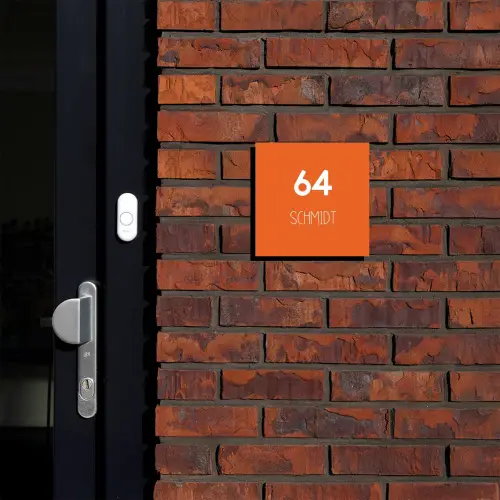 Oranje - Modern Naambord Vierkant klein -sfeer1-XS