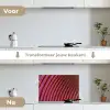 Lijnen - Rood - Beweging keuken achterwand spatscherm klein -voor_na_NL