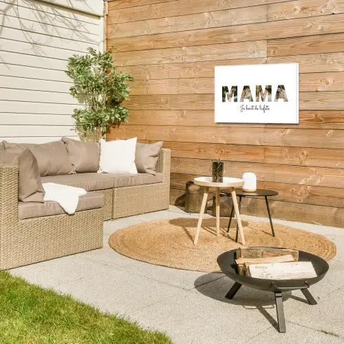 Mama - Lettercollage Tuinposter op houten frame 2 cm dik klein -sfeer2