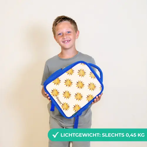 Lachende zonnetjes als patroon op beige achtergrond Kinderrugzak - Blauw middel -sfeer1_NL