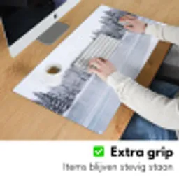 Meer - Dennen - IJs - Winter - Rustgevend Muismat XXL klein -sfeer3