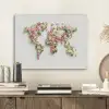 Wereldkaart - Bloemen - Subtiel PET vilt klein -sfeer1