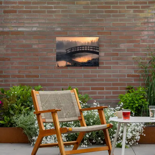 Brug - Mist - Bomen - Water Tuinposter op houten frame 2 cm dik klein -sfeer3