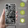 Luipaard - Zwart - Wit - Oog Hoesje iPhone 16 Pro Max met koord klein -sfeer2_NL