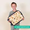 Insectenpatroon in bruin, roze en oranje op beige achtergrond Kinderkoffer - Zwart klein -sfeer4_NL