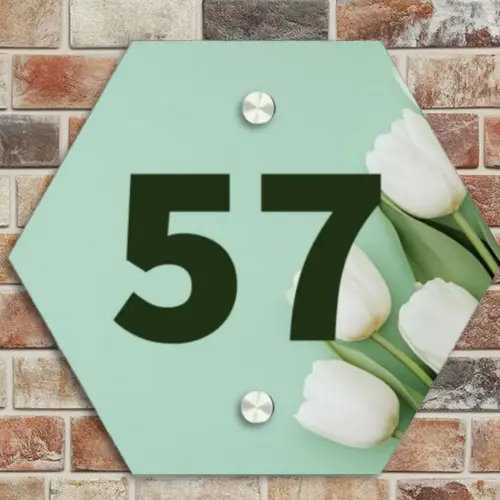 Witte tulpen - Traditioneel Naambord Hexagon klein -sfeer2