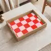 Schaakbord patroon - Rood - Roze - Blokjes Dienblad Rechthoek middel -sfeer1