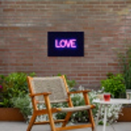 Neon - Love - Valentijn Tuinposter op houten frame 2 cm dik klein -sfeer3