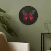 Vlinder - Rood - Contrast Akoestische PET Vilt - Rond klein -sfeer2