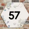 Bloemen - Beige - Traditioneel Naambord Hexagon klein -sfeer2