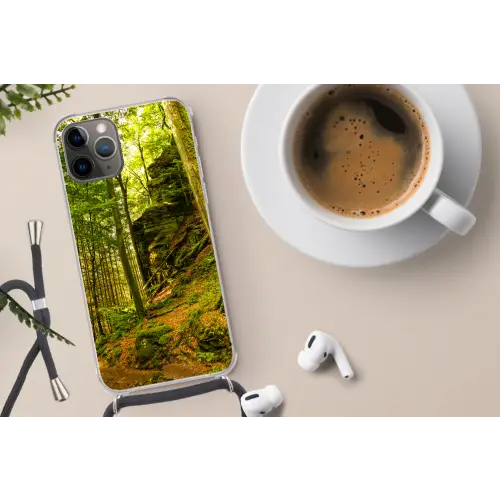 Bomen - Steen - Bos - Natuur Hoesje iPhone 12 Pro met koord klein -oordop