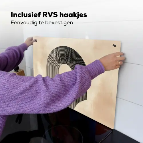 Boog -  Strepen - Minimalistisch - Zwart Inductie beschemer met haakjes klein -ky-ophangen-nl