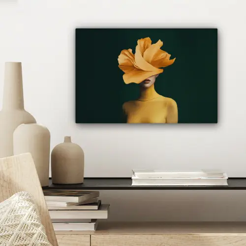 Vrouw - Hoed - Geel canvas 2cm klein -sfeer6