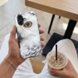 Sneeuwuil - Oog - Wildlife - Wit Toughcase MagSafe Apple iPhone 17 klein -Sfeer1M