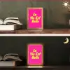 Quote - Retro - Roze Light Box met kabel (Tafellamp) klein -sfeer3