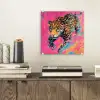 Luipaard - Roze - Oranje - Blauw - Verf plexiglas 5mm klein -sfeer1