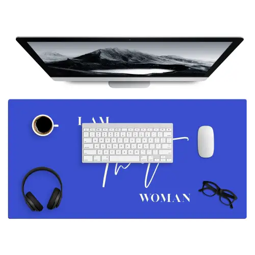 Blauw - I am that woman - Sierlijk - Minimalistisch Muismat XXL klein -3d