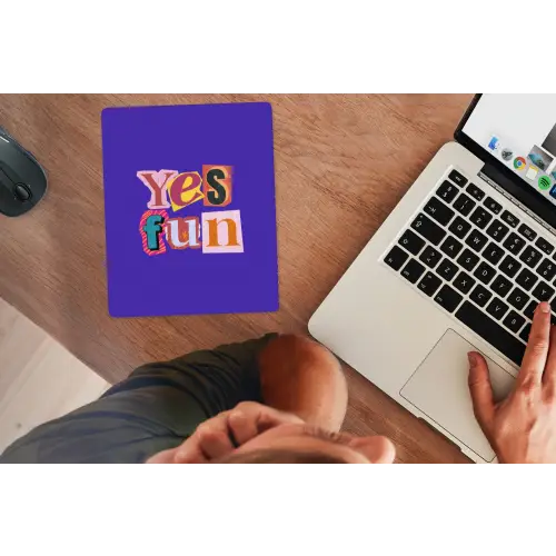Yes fun - Kleurrijk - Collage-stijl muismat rubber klein -laptop