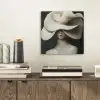 Modern - Vrouw - Hoed aluminium wit klein -sfeer1