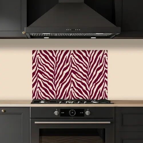 Zebra - Motief - Bordeaux - Rood keuken achterwand spatscherm klein 900 -sfeer1