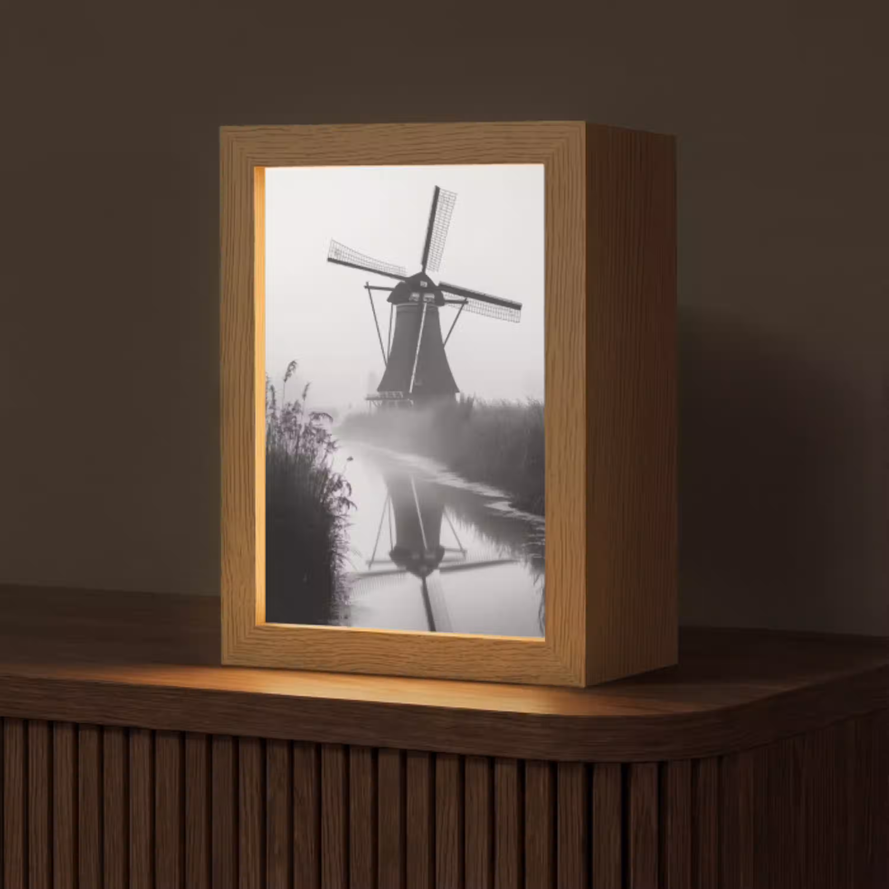 Molen - Weerspiegeling - Landschap - Water Light Box met kabel (Tafellamp) klein -z3d_website