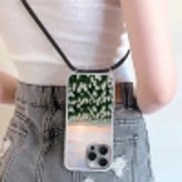 Tulpen - Landschap - Wit Hoesje iPhone 16 Pro Max met koord klein -sfeer5