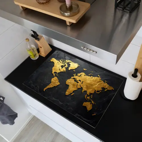 Wereldkaart - Goud - Steen Inductie beschemer met haakjes klein -sfeer1