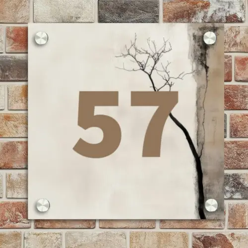 Boomsilhouet beige achtergrond - Traditioneel Naambord Vierkant klein -sfeer2