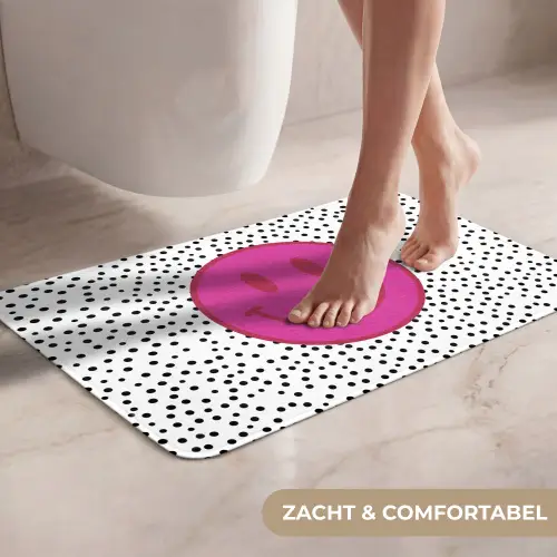 Smiley - Roze - Stippen WCmat klein -USP_ZachtNL