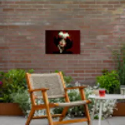 Vrouw - Kersen - Slagroom Tuinposter op houten frame 2 cm dik klein -sfeer3