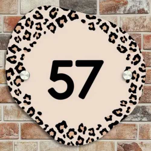 Beige luipaardprint - Traditioneel Naambord Organisch middel -sfeer10