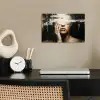Hand - Gezicht - Strepen - Abstract poster papier klein -sfeer1