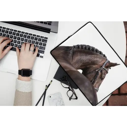 Portret - Paard - Elegant laptophoes neopreen klein -bureau