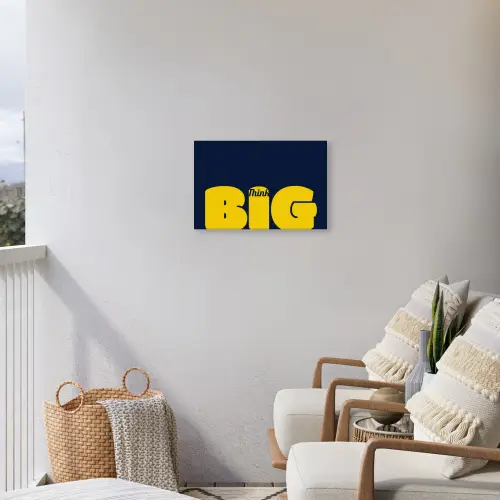Think big - Blauw - Geel Tuinposter op houten frame 2 cm dik klein -sfeer1