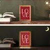 Love - Rood - Hatjes Light Box met kabel (Tafellamp) klein -sfeer3